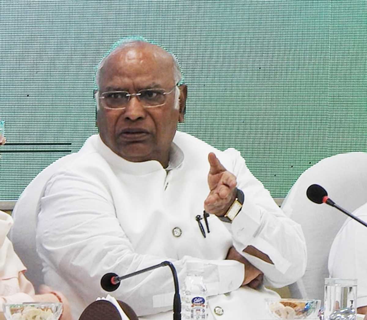 कांग्रेस विधानसभा वाले पांचों राज्यों में सत्ता हासिल करेगी : खड़गे